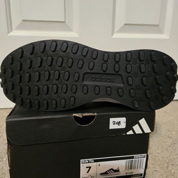 Adidas Run 70's_Size 7_Black and White NWT - Picture 3 of 4